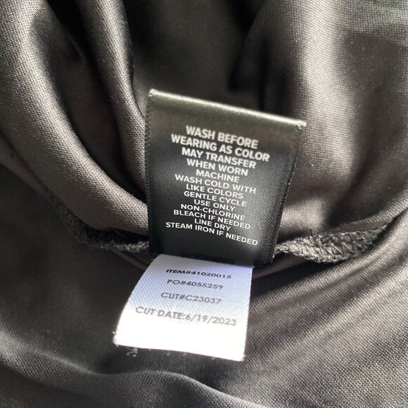 Torrid Peplum Velvet Burnout Surplice Short Sleeve Top Sz 4‎ - Picture 12 of 14